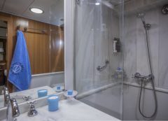 Barca di lusso: Bagno privato